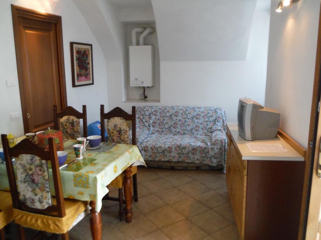 Apartments Gravedona Panoramic Zimmer foto